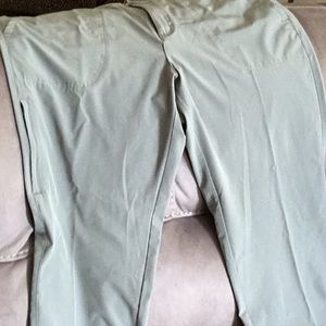WORLDWIDE SPORTSMAN PANTS FOR WOMEN. NWOT